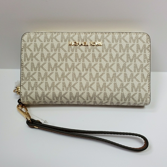 SOLD Michael Kors Signature Drawstring Tote - Picture 10 of 16